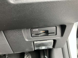 ETC付です。高速道路料金所での小銭の出し入れや雨天時における窓の開閉などの煩わしさが解消出来ます♪料金所の通過もスムーズで快適ですよ☆