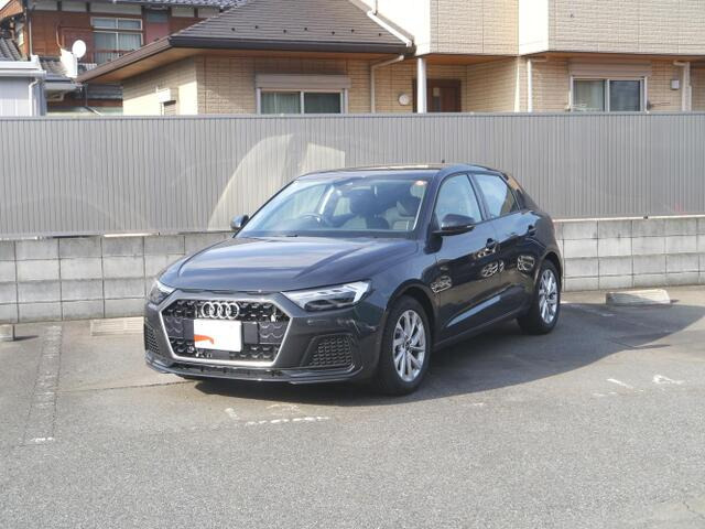 A1スポーツバック 25 TFSI アドバンスド 