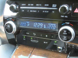 オートエアコンで車内はいつでも快適です♪