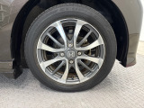 年式が新しいお車に嬉しい♪据置クレジットもご利用可能です。一定の金額を据え置くことで月々の支払いをお安くします。据置クレジットにも条件がありますので、詳しくはスタッフまでお問い合わせください。