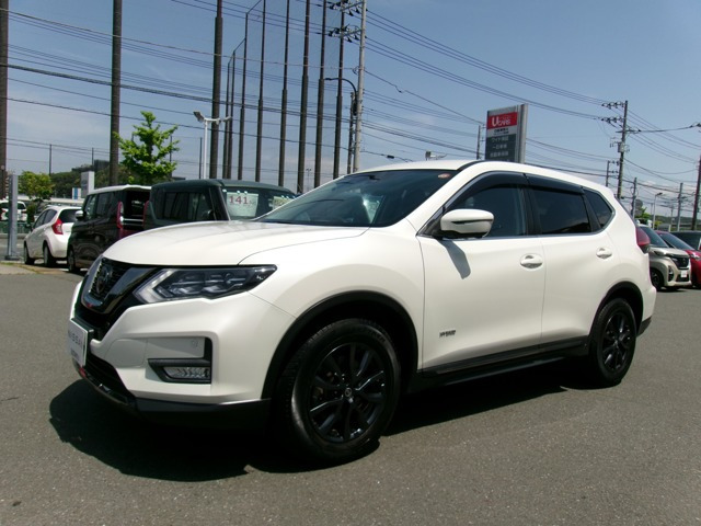 エクストレイル 2.0 20Xi ハイブリッド 4WD 