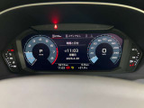 ご納車前には弊社グループの認証工場にて、専門スタッフによる100項目の点検・整備を実施いたしております。