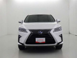 スピンドルグリルがレクサスらしさを強調します。