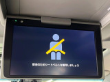【フリップダウンモニター】大画面モニターで後席でもエンタメをお楽しみいただけます。小さなお子様にも大人気の装備です♪