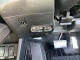 ビルトインタイプの【ETC】で見た目もスッキリ。高速道路の利用にとても便利です。