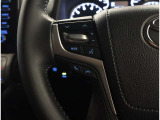 ステアリングスイッチが使い易いですね!