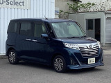 【LEDヘッドライト】が装備されています。夜間走行時や雨の日に明るく安全に前方を照らすことが出来ます。対向車からも見えやすいので相手に接近を知らせることも出来ます。