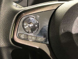 【ステアリングスイッチ】左です。ハンドルから手を離さず、運転に集中したまま手元でオーディオ操作等ができます。