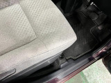 痛みの出やすい運転席シートの角、フロアマット、座面、ともに良好です