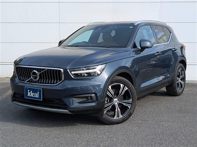 XC40 B4 AWD インスクリプション 4WD 