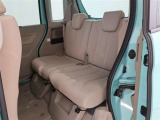 ゆとりある広々とした車内空間は、ドライブを始め買い物やレジャーなど、幅広く活躍します。一人でもみんなとでもお出かけを楽しみましょう!