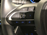 【ステアリングスイッチ】左です。ハンドルから手を離さず、運転に集中したまま手元でオーディオ操作等ができます。