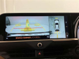 安全機能のバックモニター&全周囲モニターも装備です。