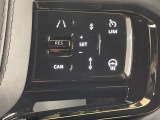 ◆アダプティブクルーズコントロール 『ミリ波レーダー+ステレオカメラにより前方車輌を認識し、高速道路などの自動車専用道路では追従機能付きのクルーズコントロールをご利用になれます。』