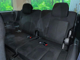 3列目シートはもちろん状態良好☆大人でもゆったりと座って頂けますので、大人数でのお出かけもラクラクです♪ご家族で、気の知れた仲間で、ドライブに行くのが楽しみですね♪