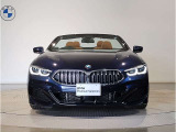 【キドニーグリル】BMWは約90年もの間、ほぼ全ての車両にひと目でBMWだと分かるこの特徴的なフロントグリルが備えられ、デザイン・アイコンとして親しまれてきました。