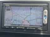 お出かけの際に安心のナビ付です☆バックカメラ機能で駐車もスムーズに行えます。