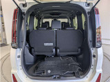 ワゴンならではの広々としたラゲージスペースを備えています。ライフスタイルに合わせていろいろな物を積み込めます!