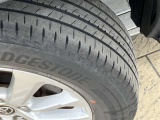 【タイヤ】中古車のタイヤは大事なチェックポイントです。写真での確認は難しいので、ご来店の際はしっかりチェックお願いします。