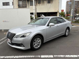クラウン ハイブリッド 2.5 ロイヤルサルーン Four 4WD 