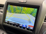 【バックカメラ】駐車時に後方がリアルタイム映像で確認できます。大型商業施設や立体駐車場での駐車時や、夜間のバック時に大活躍!運転スキルに関わらず、今や必須となった装備のひとつです!