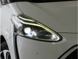 高輝度で点灯速度が速く、消費電力の少ないLEDヘッドランプを搭載しています!燃費向上に貢献する明るいランプです♪おクルマやご購入手続きについてご不明な点がございましたら、お気軽にお問合せくださいませ!