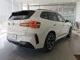 BMWプレミアムセレクション前橋では、高年式低走行モデルからMモデル、年式が経ちなかなかディーラーでは見かけないモデルまで幅広いラインナップで認定中古車を取り扱っております。品質に自信があります。