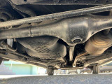 下回りの状態です。錆が少ない車です。