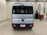 軽自動車、小型車を中心に常時300台展示車を御用意させて頂いております