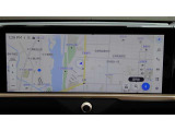トヨタ純正大型ディスプレイオーディオ。AppleCarplayやAndroidAutoでお使いのスマホの地図アプリを画面に表示。Bluetooth接続で音楽等もご利用できます。