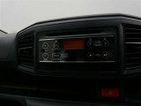 高機能サウンドシステム。車内に臨場感ある音楽空間を生み出します。