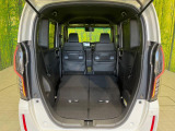 普段のお買い物や通勤、送迎等に十分な荷室スペースを確保しております。セカンドシートを倒すと、大きな荷物の積載も可能です♪