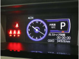 現在時刻と外気温の確認をすることができます!とても便利ですよ♪