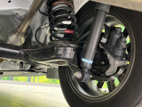 お車を安心してお乗りいただく為には、足回りの定期点検が欠かせません。サービスサポート(有償保証)では無料点検もご提供しており、安心のカーライフをお過ごしいただけるサポート体制が整っています。