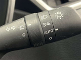 AUTOの位置にセットしておくと、暗くなったら自動でライトの点灯をサポートしてくれます!高速道路でのトンネル通過時など便利です!
