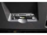 スッキリ装着されたビルトインタイプのETC!高速道路走行の料金所をノンストップで通過できます。※ ETCカードのお申し込みも当社にお任せ下さい!