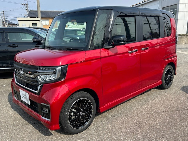 ホンダ N-BOXカスタム 