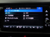 センターパネルにスッキリと収まった純正オーディオです!お気に入りの音楽・ラジオを聴きながら楽しいドライブをお楽しみくださいね♪