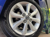 【純正14インチアルミホイール】外観にマッチした純正アルミホイールを装着しております。各種社外アルミホイールや、スタッドレスタイヤも取扱いしております。是非ご相談ください♪