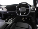 Audiのインテリアはエクステリア同様、優れたデザイン性とクオリティ、そして機能性を兼ね備えております。