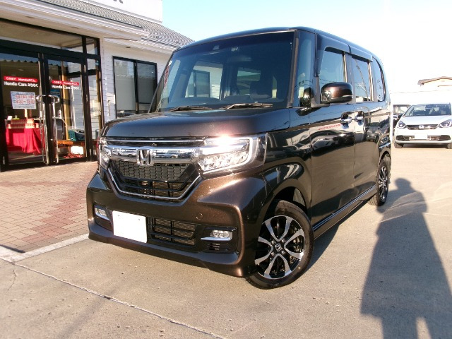 N-BOXカスタム G L ホンダセンシング 4WD 