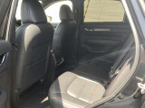 パワーウィンドウのスイッチですよ。運転席に居ながら窓を開け閉めのコントロールできます。