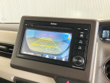 【バックカメラ】リバースにするだけで映ります、後方の安全確認や、狭い駐車場での車庫入れ、雨の日や夜間など視界の悪い時に便利です!安全にバックする為には欠かせない装備です。