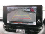 バックモニター付きですので、日常の駐車はもちろん、人や障害物などを映像で確認できるので安心です!(補助装置になりますので、目視でもご確認ください)
