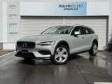 ボルボ V60クロスカントリー