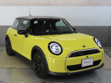 フロントフェイスはMINIアイコンとして永らく愛されるデザイン性の良さと、ブランドの魅力を感じる事ができます。