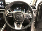 ハンドルは車を運転する上で、ずっと握っている重要なパーツです。手にフィットする物がいいですよね♪