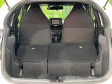 普段のお買い物や通勤、送迎等に十分な荷室スペースを確保しております。セカンドシートを倒すと、大きな荷物の積載も可能です♪