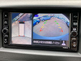 【アラウンドビューモニター】車両周辺をモニターで確認できて、駐車が苦手な人でもスムーズに駐車できます