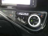 【オートエアコン】車内温度を感知して自動で温度調整をしてくれるのでいつでも快適な車内空間を創り上げます!どの席に座っても快適なドライブが楽しめます♪